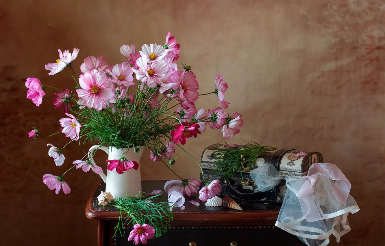 Фото обои цветы, ткань, ракушки, кувшин, натюрморт, космея, сундучок, Мила Миронова