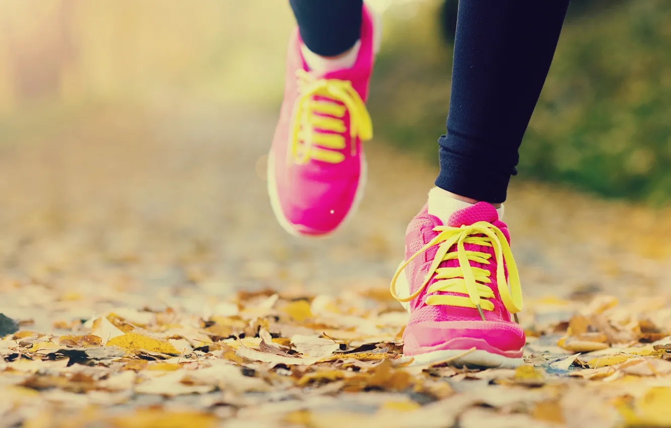 Фото обои run, slippers, training