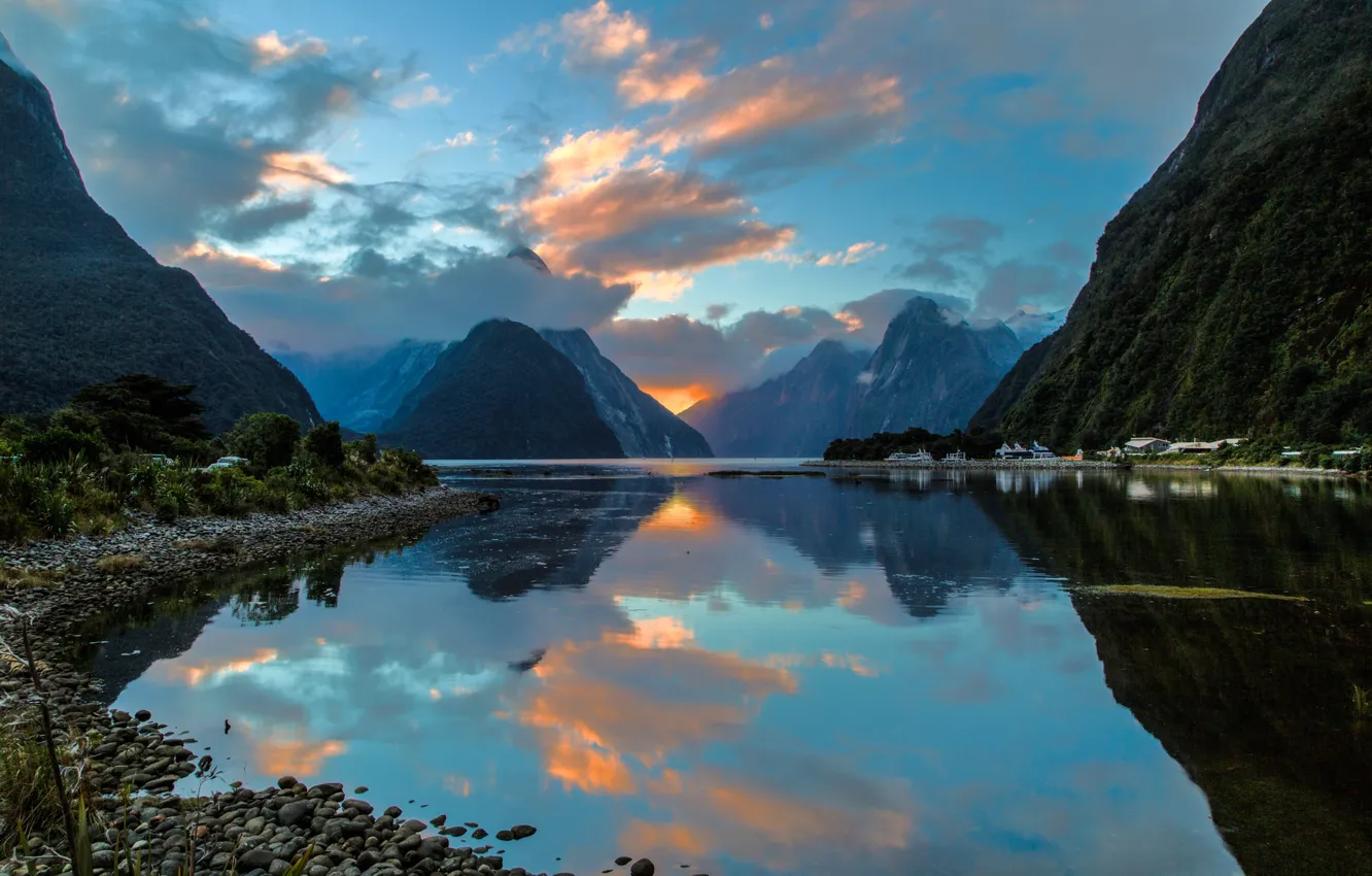 Фото обои горы, отражение, Новая Зеландия, залив, New Zealand, фьорд, Milford Sound, Милфорд-Саунд