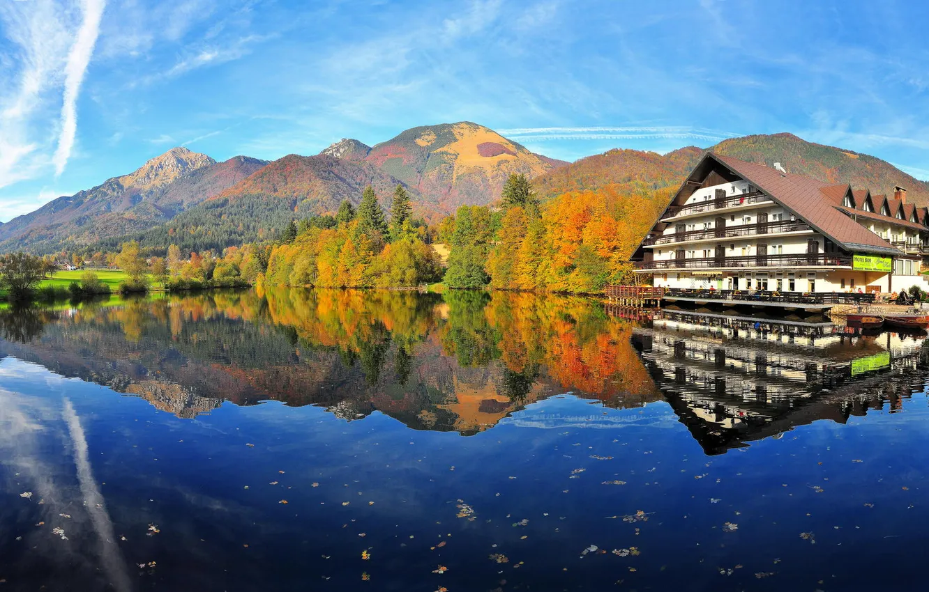 Фото обои осень, горы, природа, озеро, дом, отражение