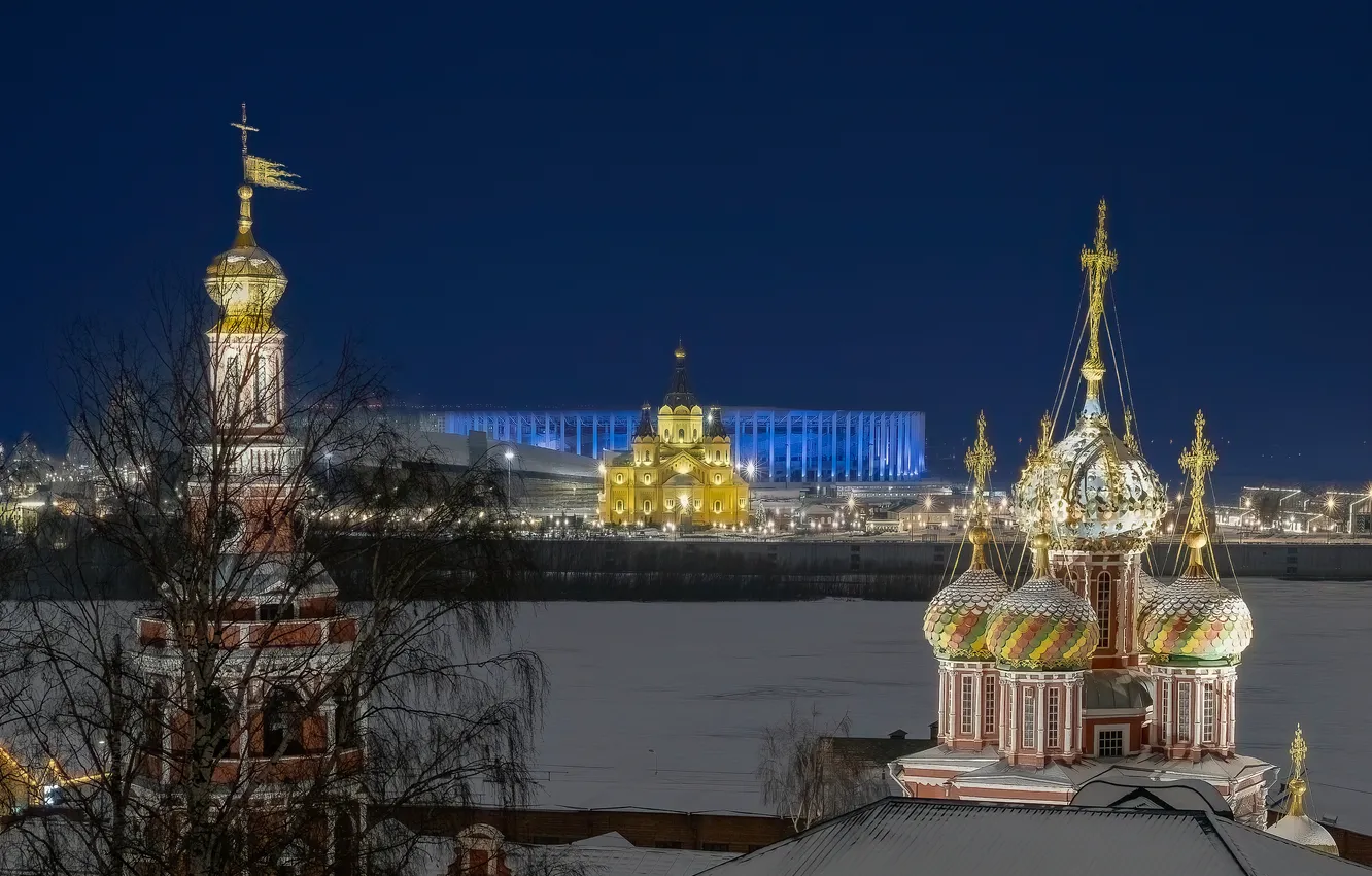 Фото обои зима, река, храм, Россия, ночной город, купола, колокольня, Нижний Новгород