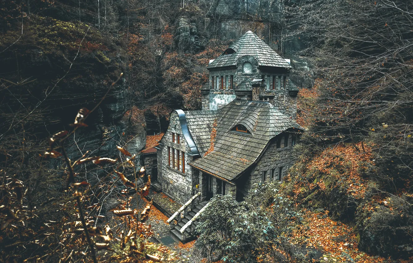 Фото обои осень, лес, природа, дом, скалы, house, forest, архитектура