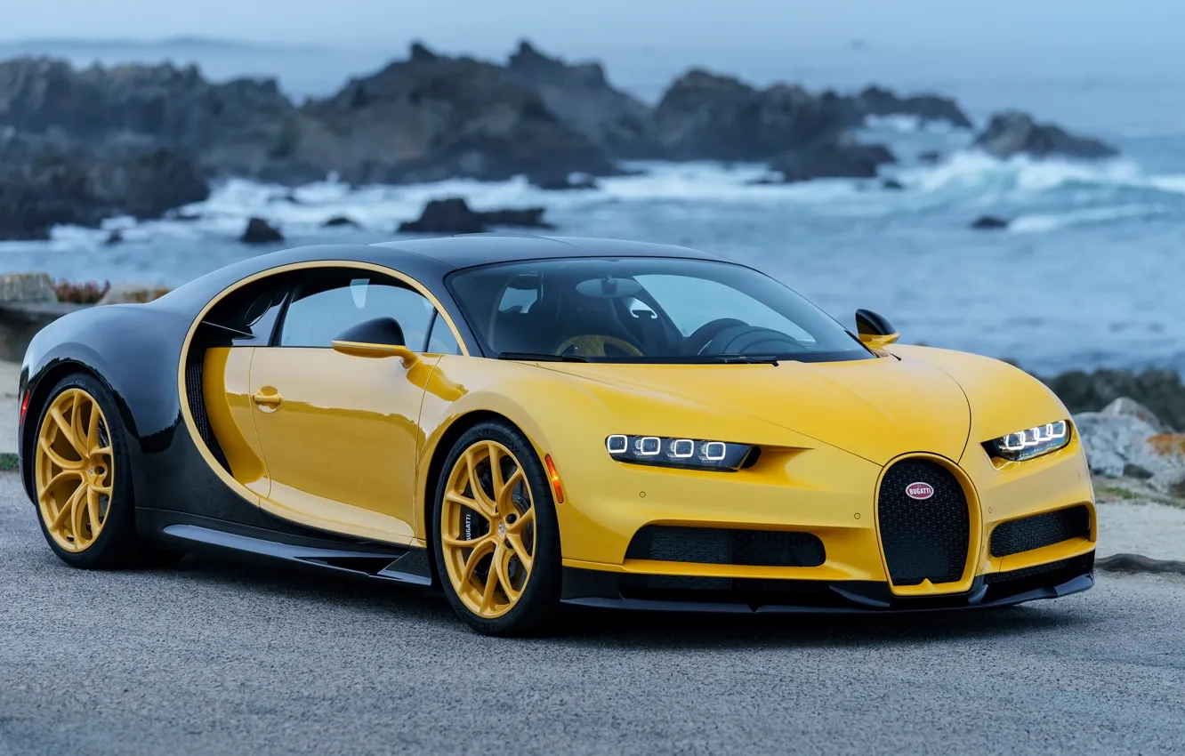 Фото обои побережье, Bugatti, 2018, гиперкар, Chiron, Yellow and Black