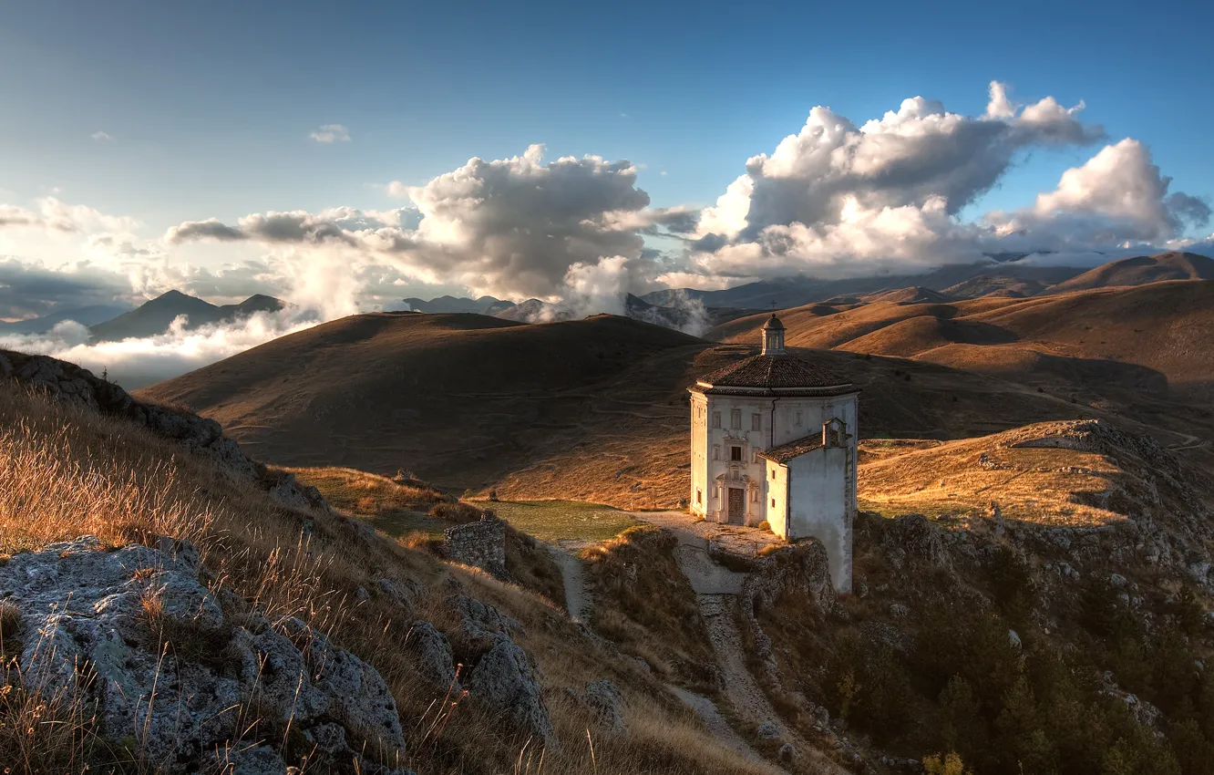 Фото обои Небо, Горы, Церковь, Камни