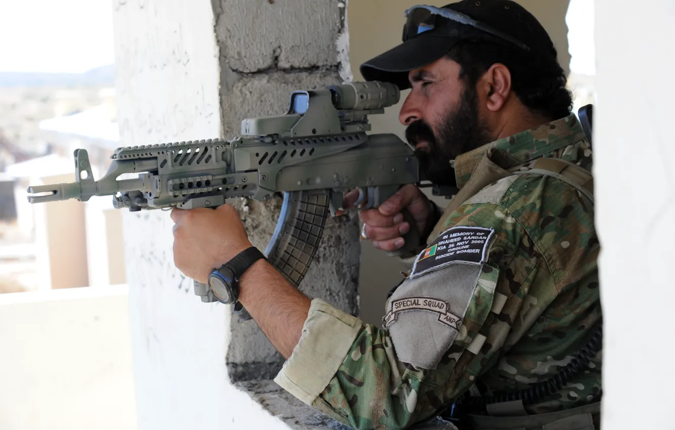 Фото обои Afghan Border Police, aiming, modified AMD-65