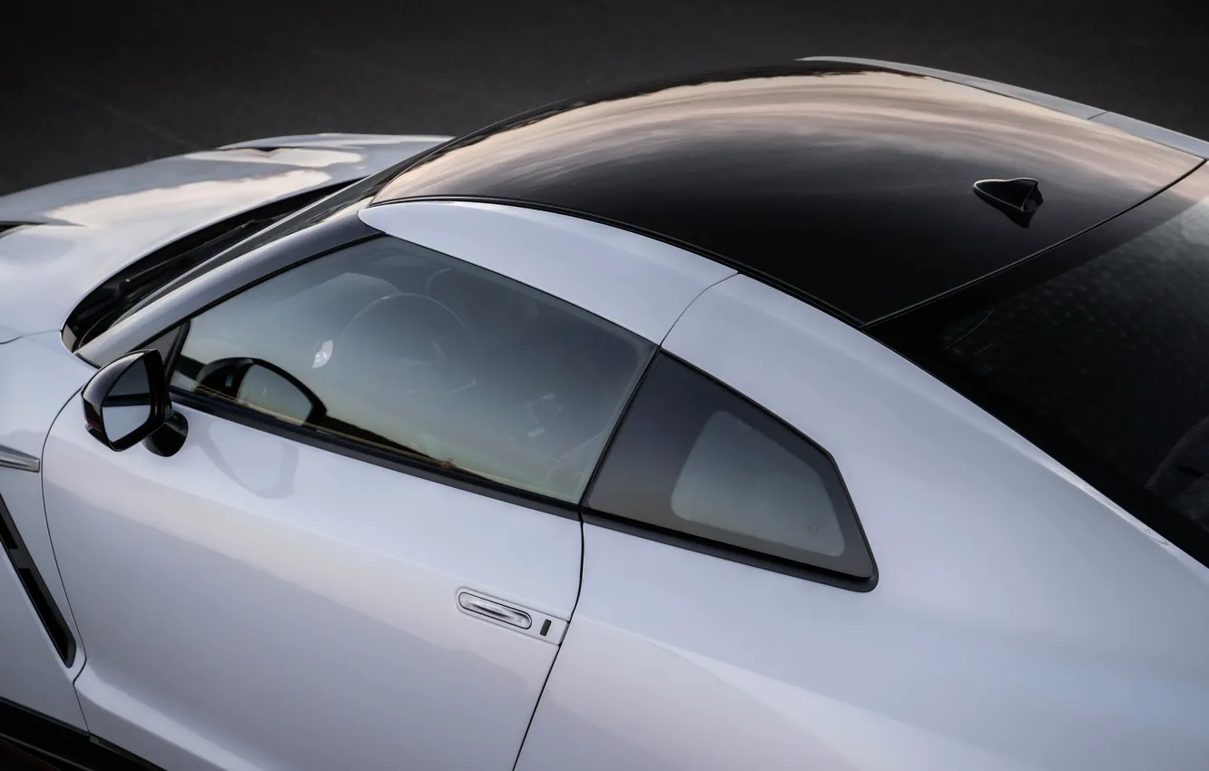 Фото обои крыша, белый, чёрная, Nissan, GT-R, R35, Nismo, 2020