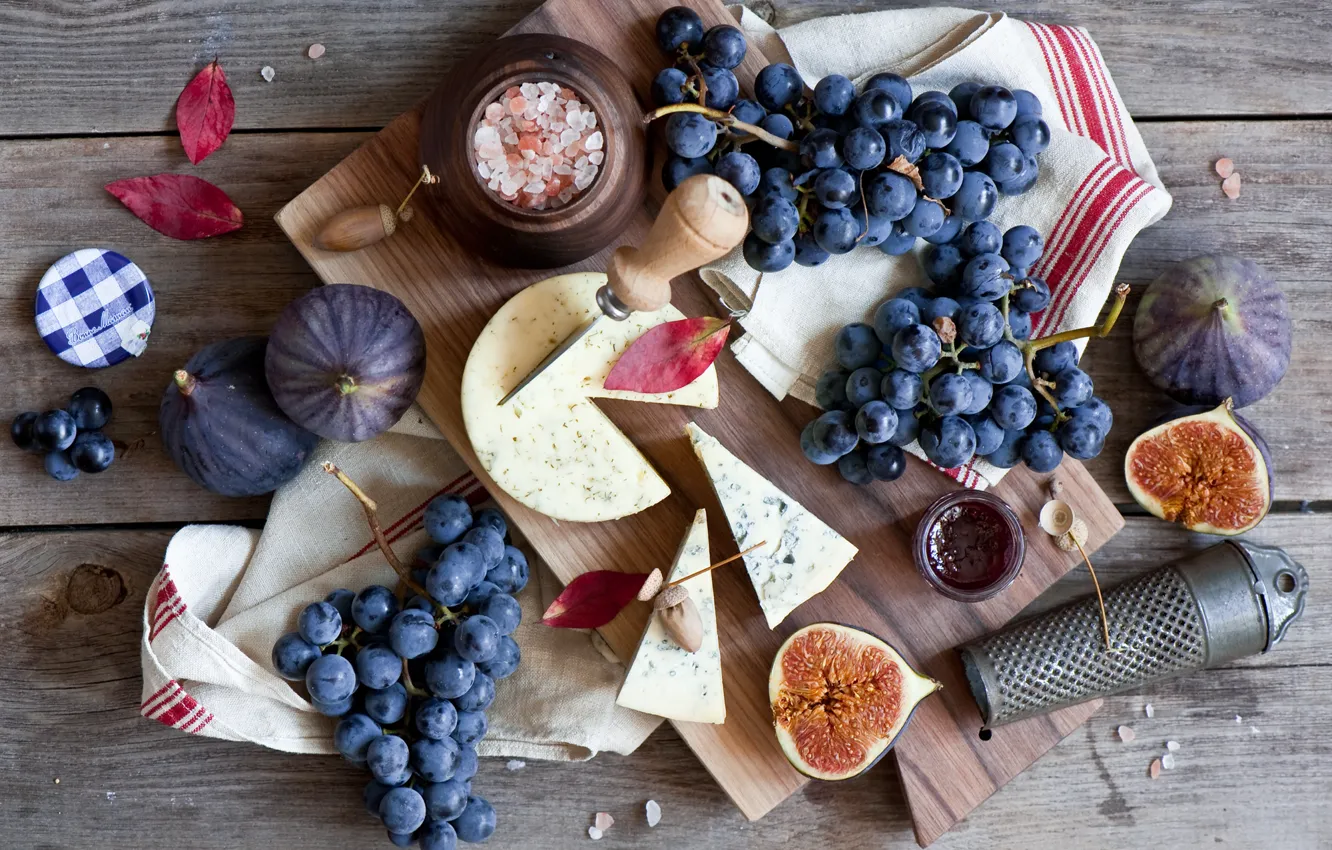 Фото обои сыр, виноград, натюрморт, инжир, тёрка, фиги
