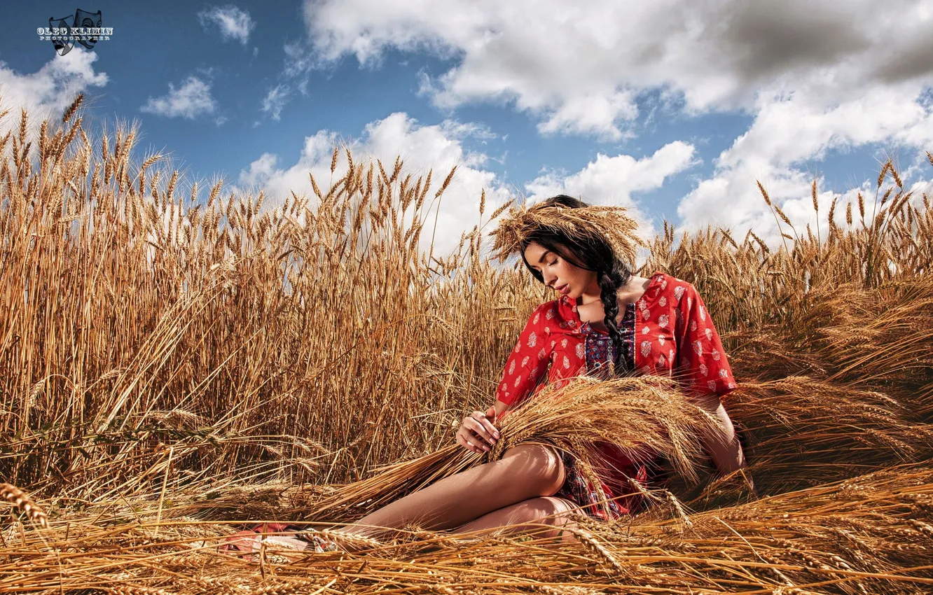 Фото обои пшеница, взгляд, природа, поза, Девушка, Oleg Klimin