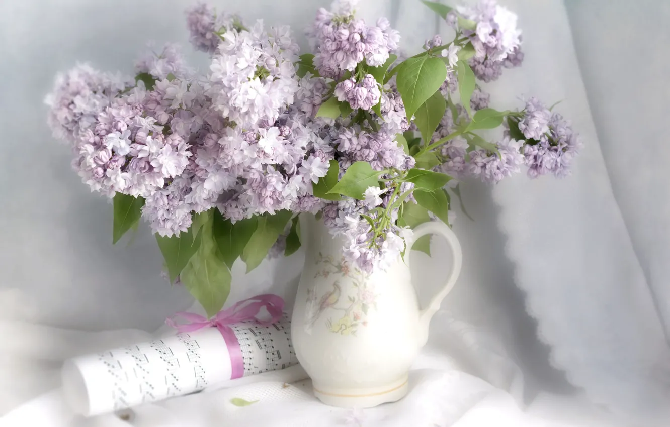 Фото обои свет, цветы, ноты, букет, весна, ткань, ваза, кувшин