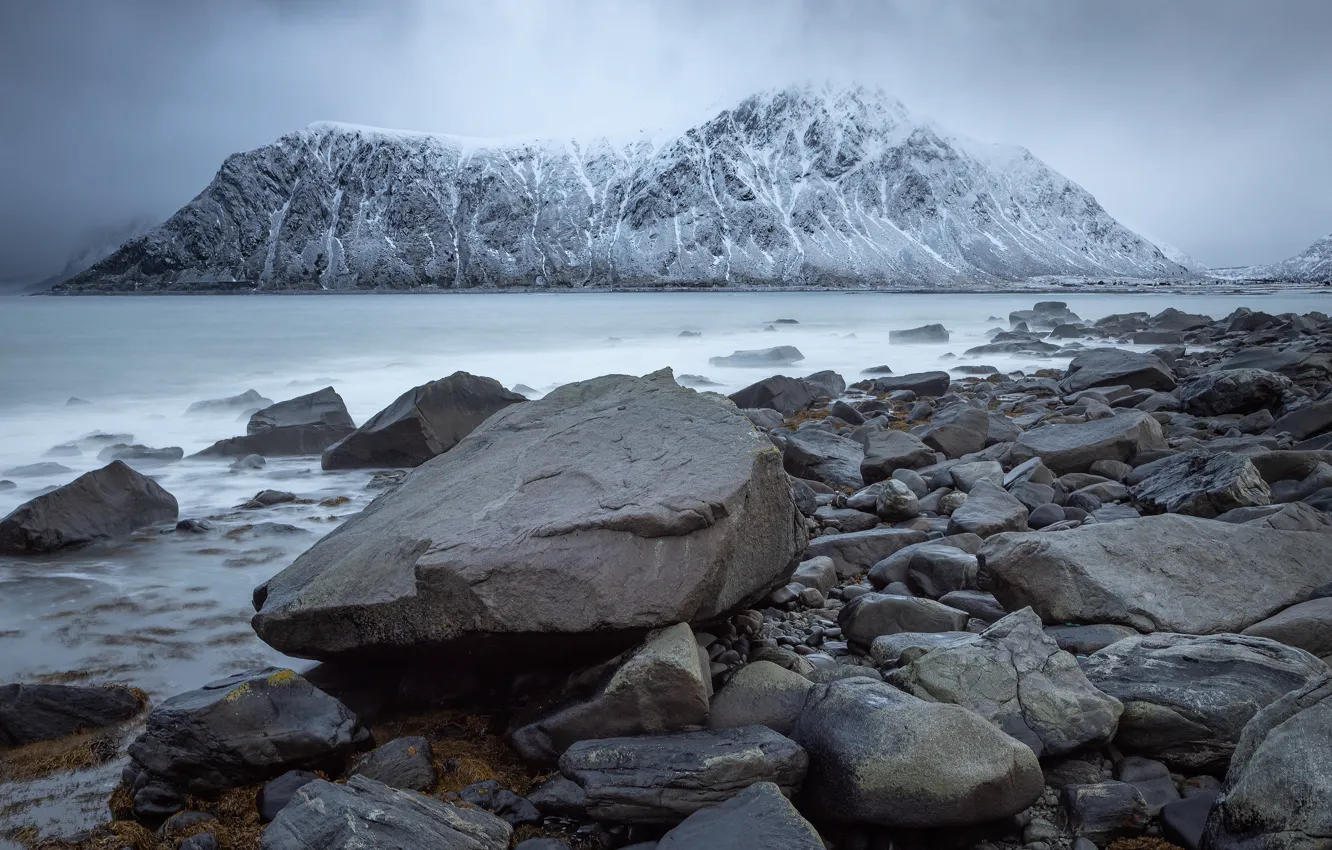 Фото обои зима, море, горы, камни, берег, Исландия, снежные вершины