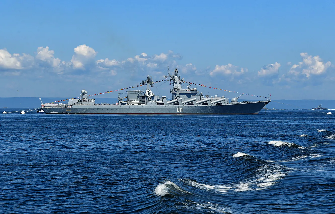 Фото обои парад, варяг, гвардейский ракетный крейсер, тихоокеанский флот