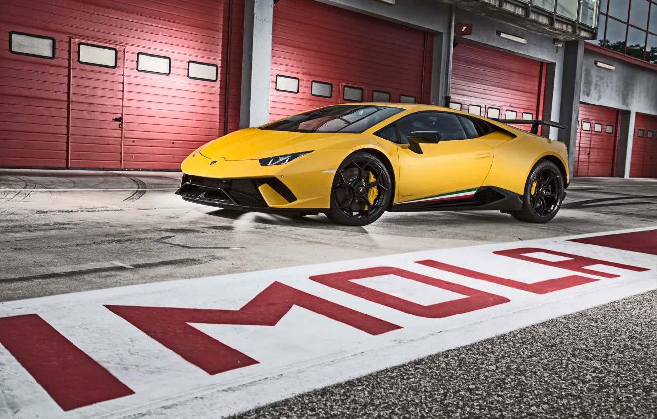 Фото обои Lamborghini, yellow, Huracan, Huracan Performante, Lamborghini Huracan Performante