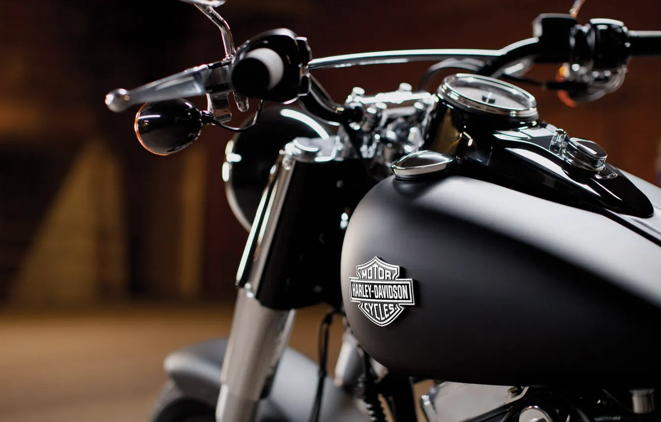 Фото обои Макро, мото, logo, black, moto, bike, power, motorcycle