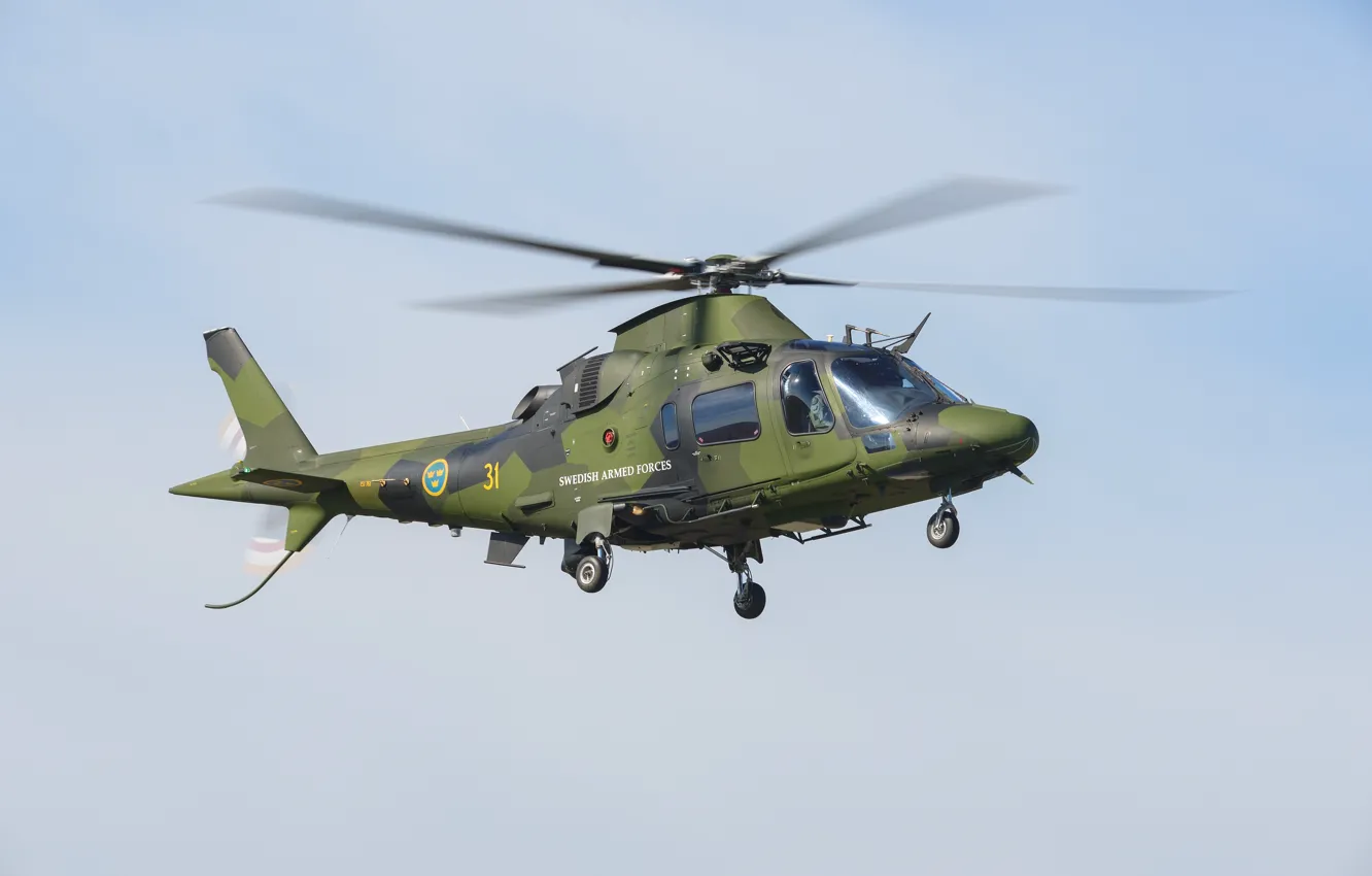 Фото обои полет, вертолет, AgustaWestland, AW109
