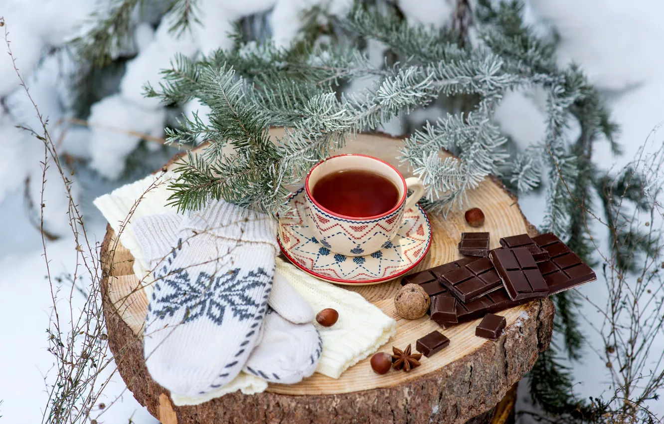 Фото обои зима, снег, украшения, чай, игрушки, елка, шоколад, Новый Год