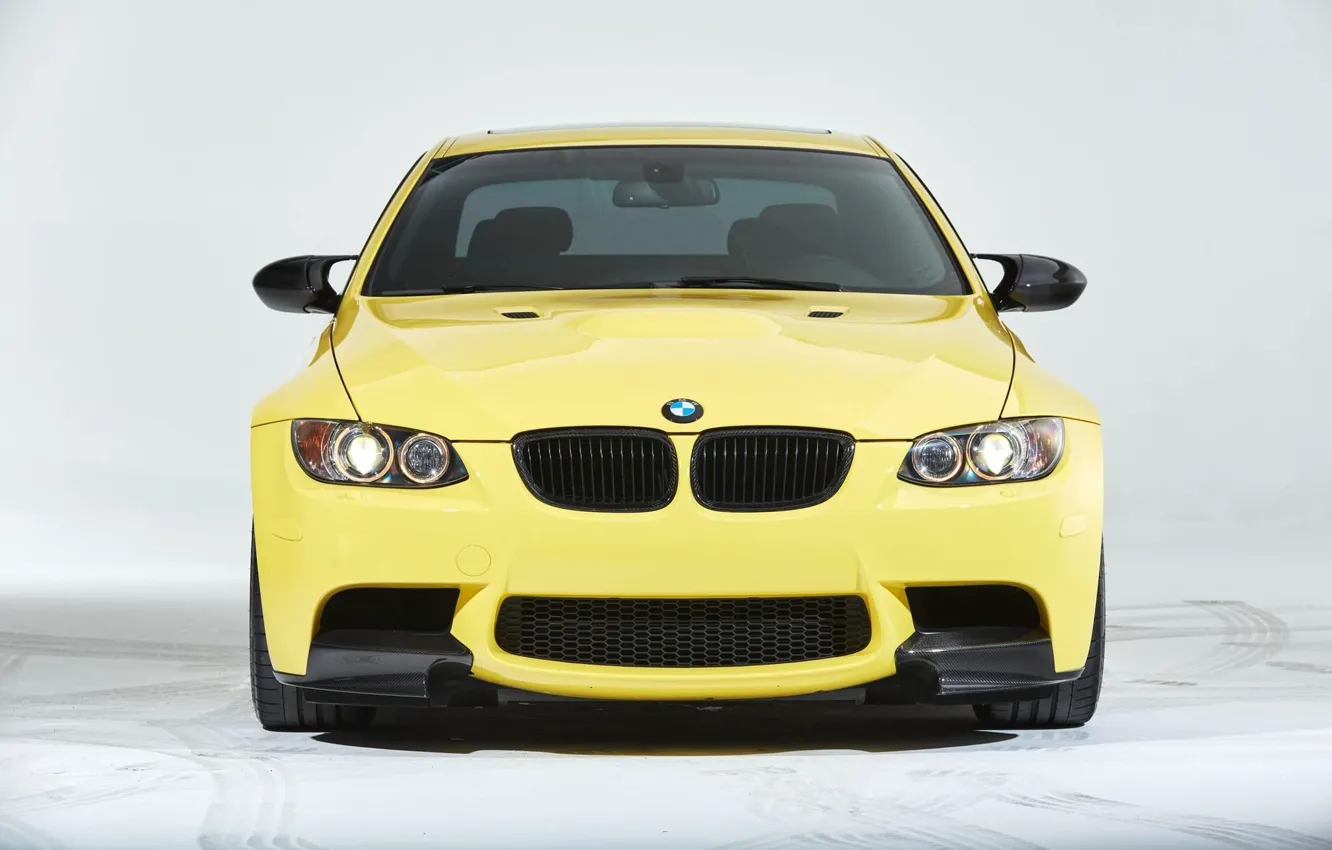 Фото обои E92, M3 Competition, Front view, Dakar yellow