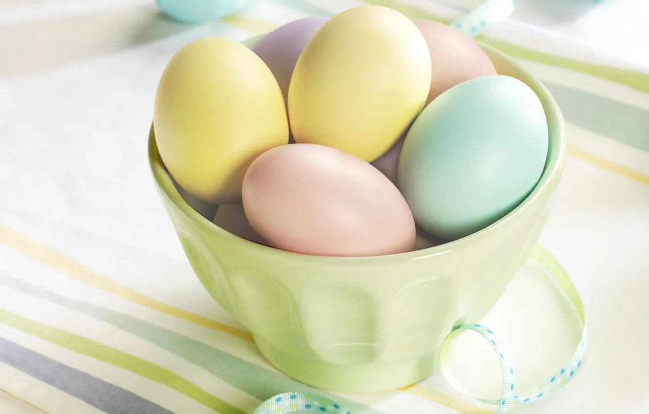 Фото обои стол, праздник, яйца, Пасха, крашенки, Великдень
