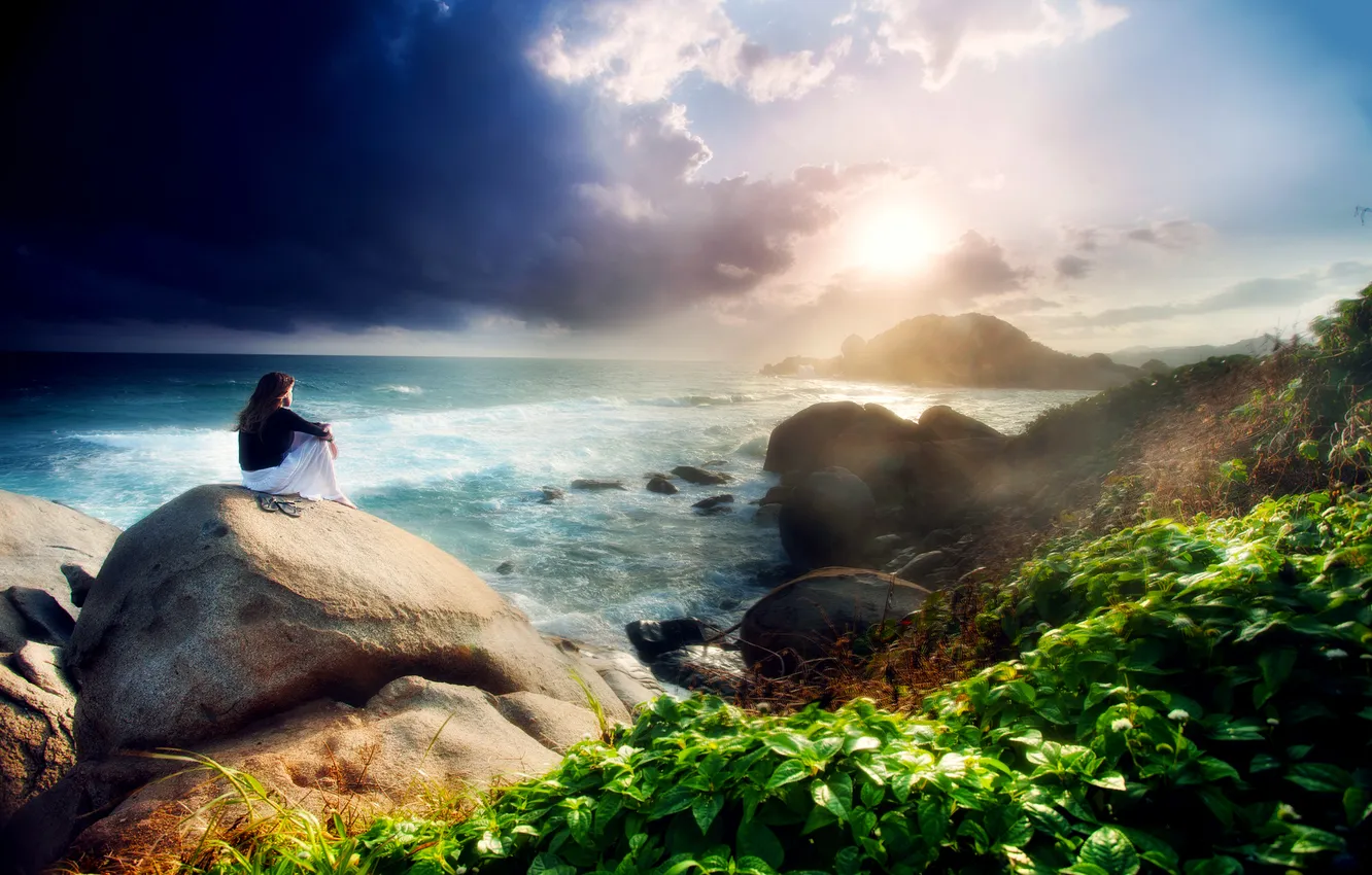 Фото обои небо, девушка, океан, скалы