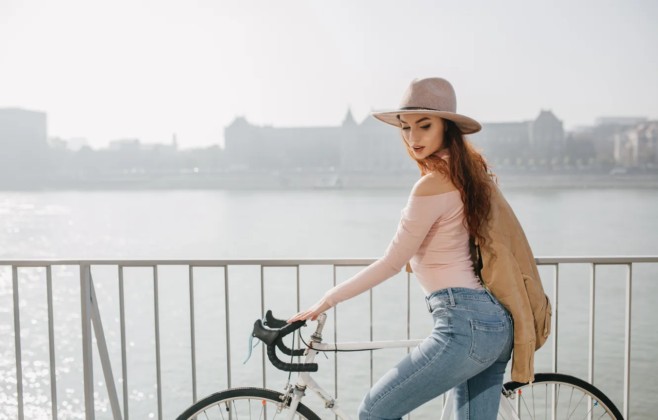 Фото обои bicycle, woman, shapely, red haired, riding