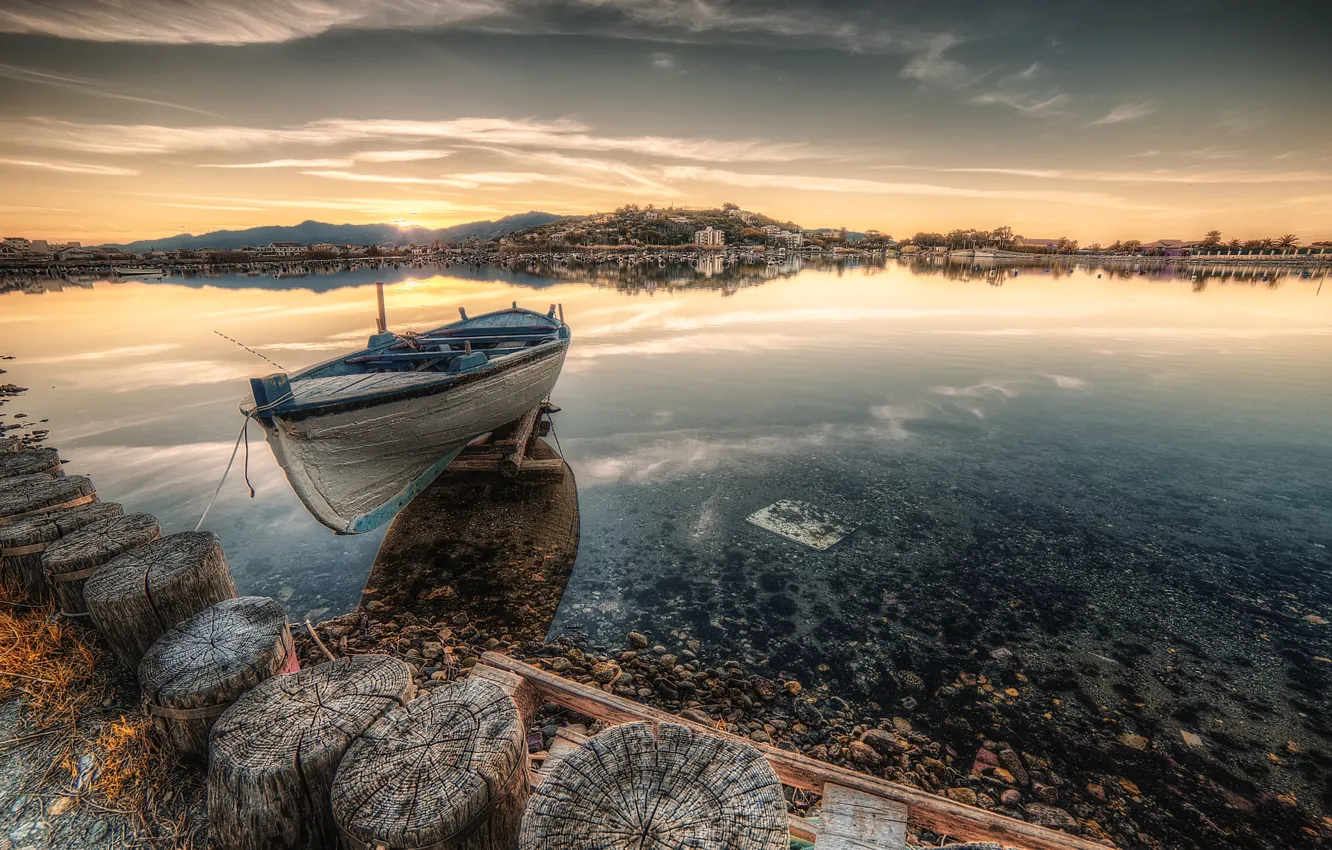 Фото обои облака, пейзаж, озеро, лодка, landscape, clouds, lake, boat