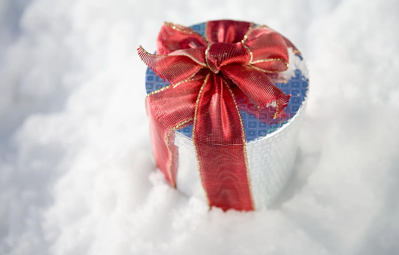 Фото обои зима, снег, праздник, подарок, новый год, new year, winter, ленточка