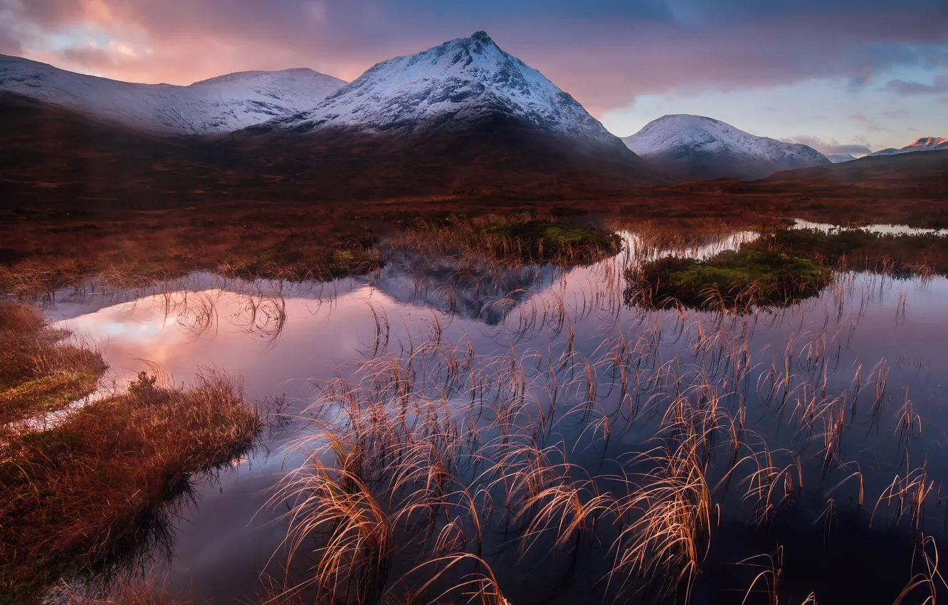 Фото обои зима, небо, трава, облака, горы, вечер, Шотландия, озёра