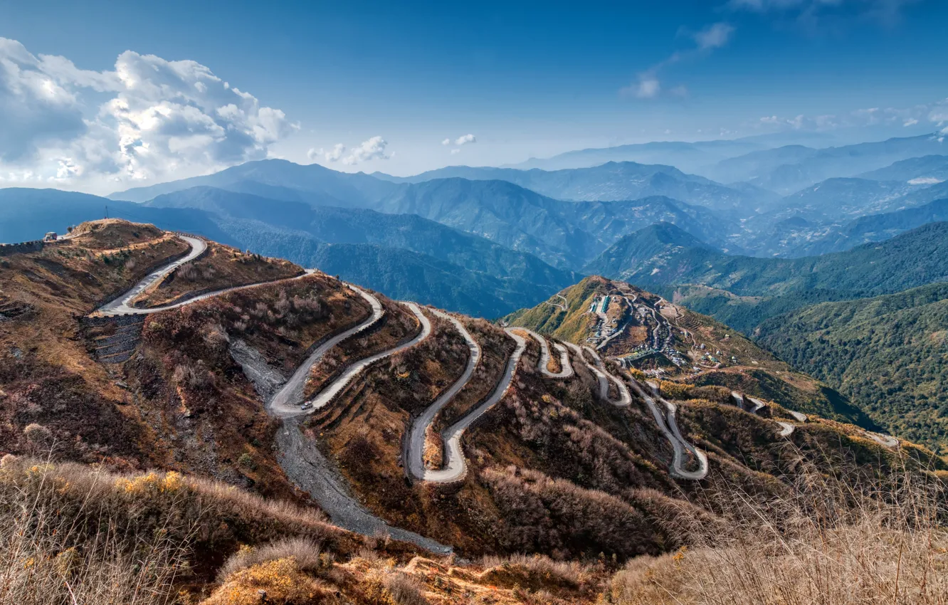 Фото обои road, mountains, slope, curves