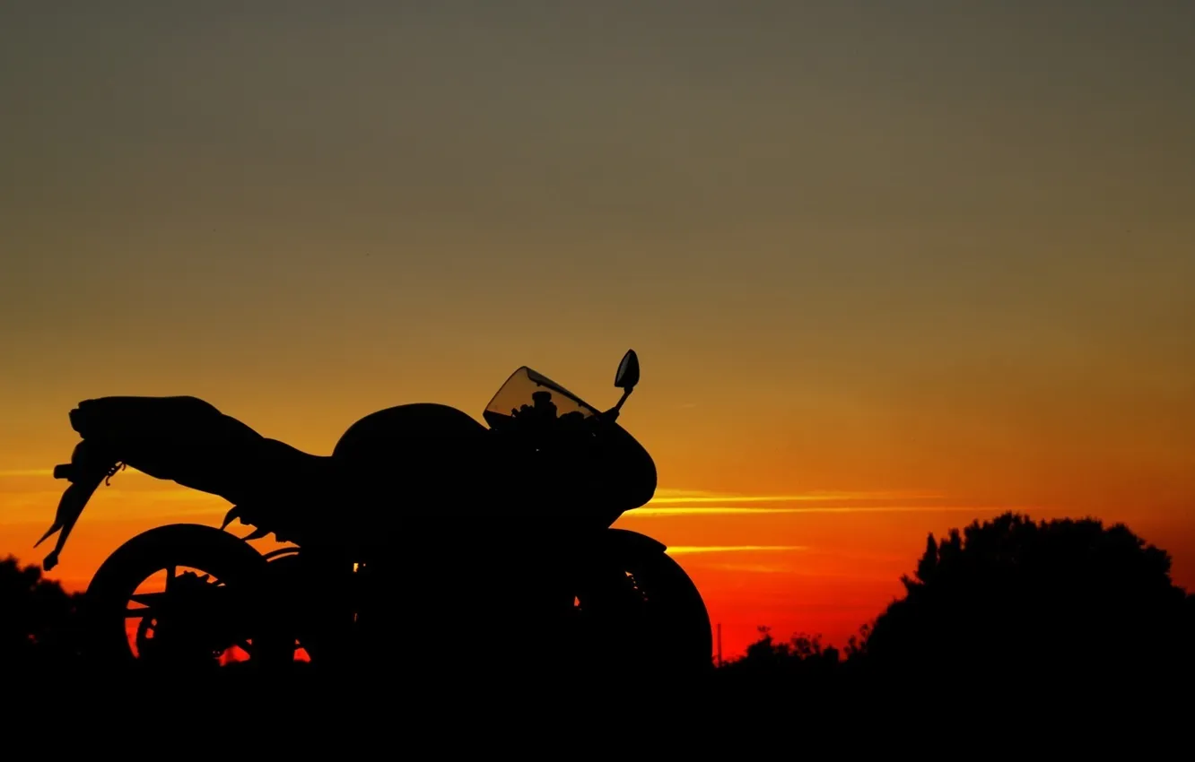 Фото обои пейзаж, закат, тень, мотоцикл