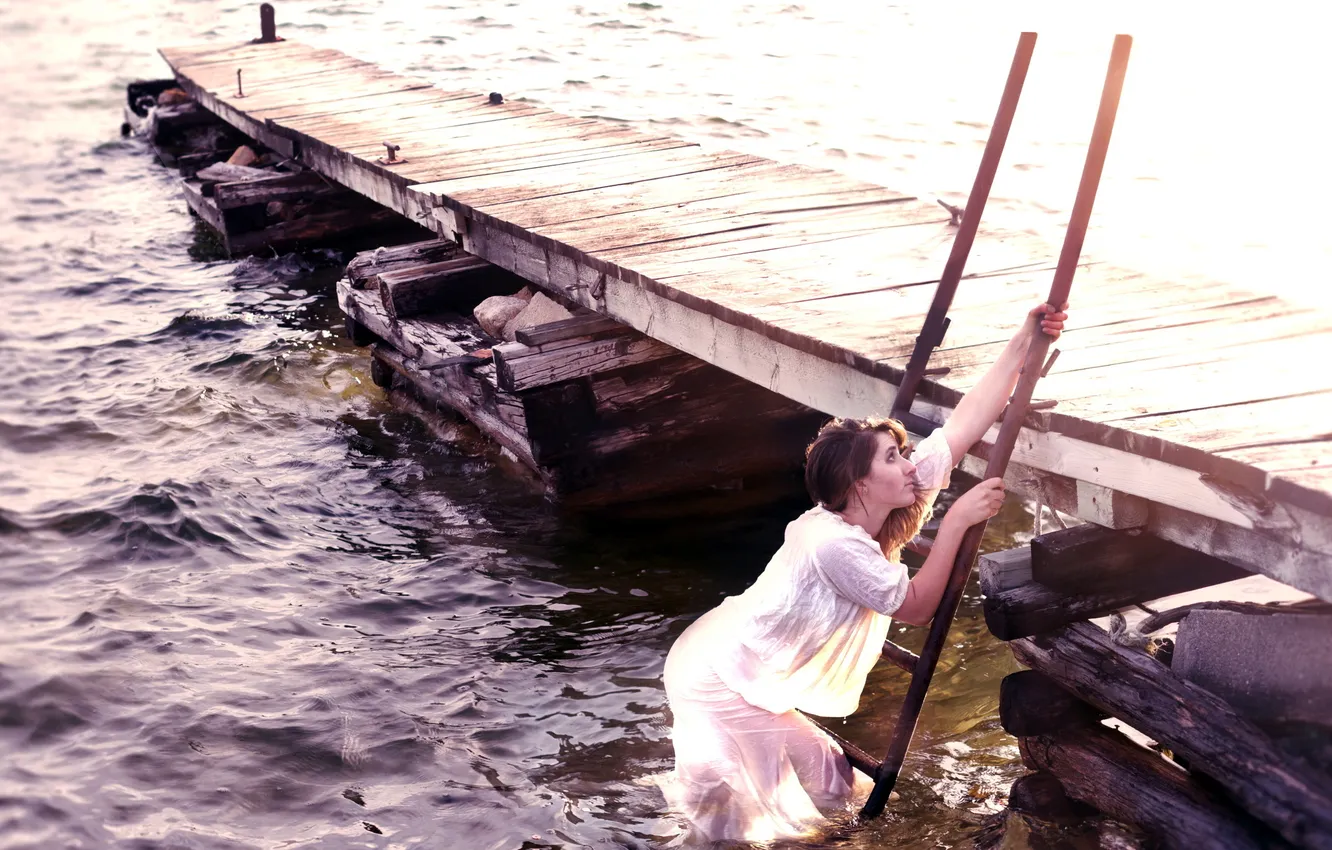 Фото обои вода, девушка, мост
