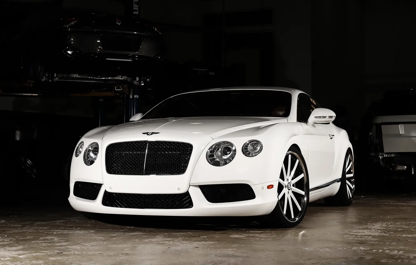 Фото обои Bentley, Continental, wheels, color, Vossen, lowered, matched
