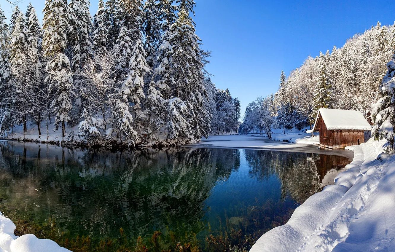 Фото обои зима, небо, снег, пейзаж, природа, дом, отражение, река