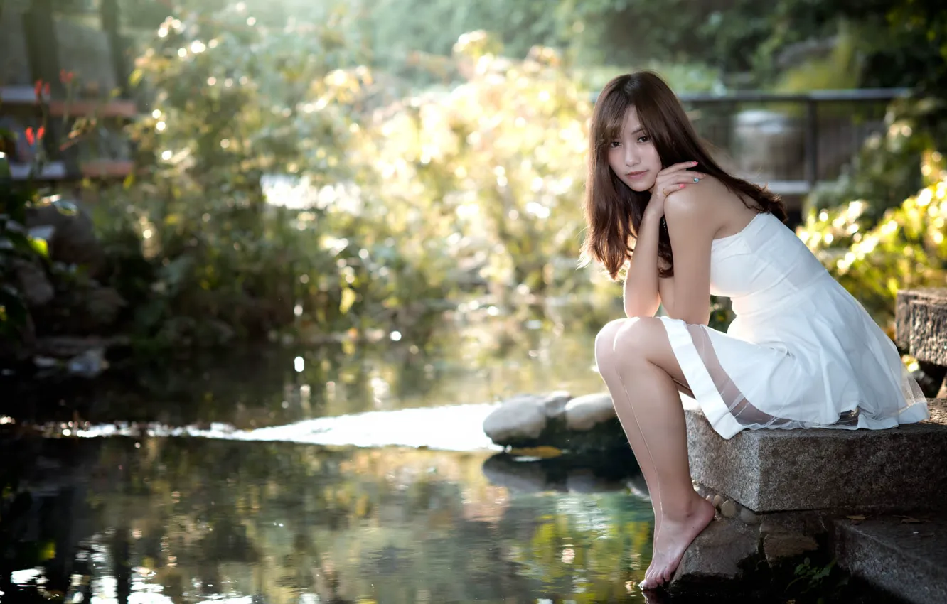 Фото обои девушка, платье, азиатка, у воды, Chang