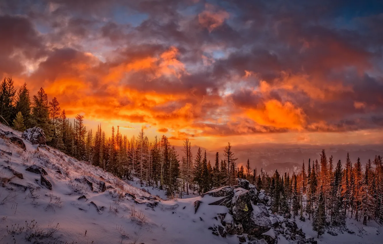Фото обои twilight, sunset, winter, mountains, clouds, snow, slope, dusk
