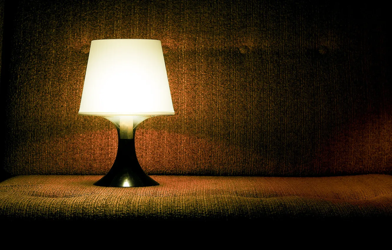 Фото обои фото, диван, обои, лампа, светильник, разное