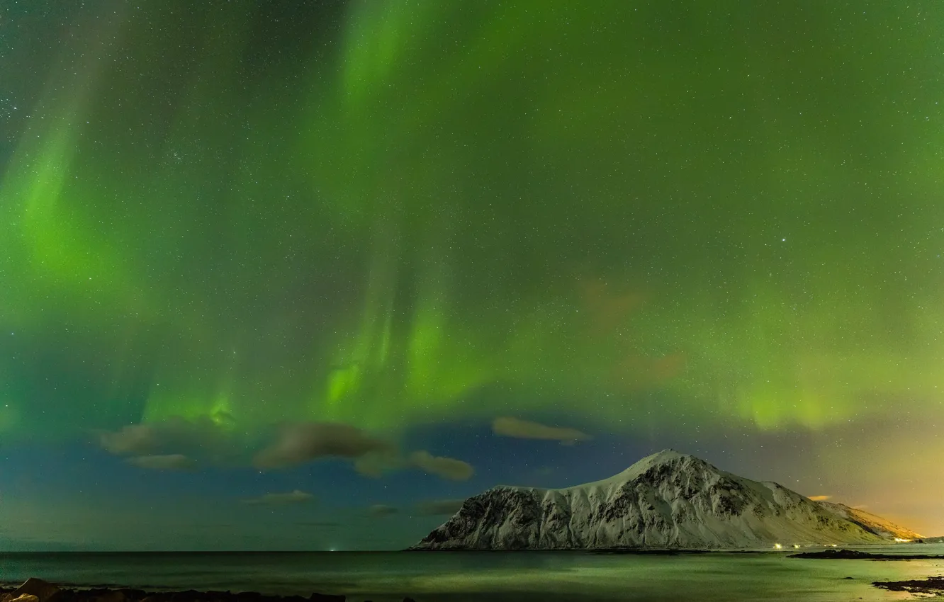 Фото обои море, звезды, горы, ночь, северное сияние, Исландия