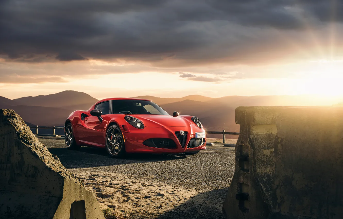 Фото обои Red, Car, Front, Sunset, Sport, Launch Edition, 2015, Alfa-Romeo
