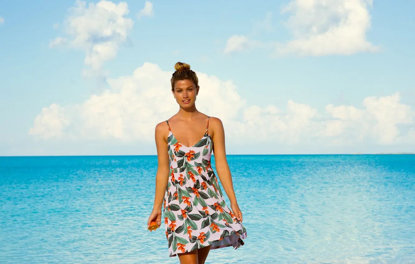 Фото обои girl, dress, sea, beautiful, model, sweet, adorable