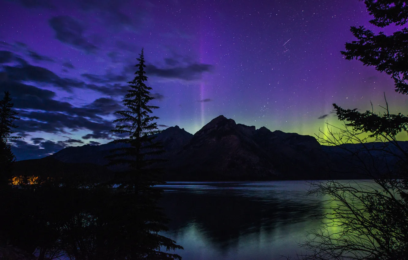 Фото обои лес, ночь, озеро, гора, северное сияние, Banff National Park, Alberta, Canada