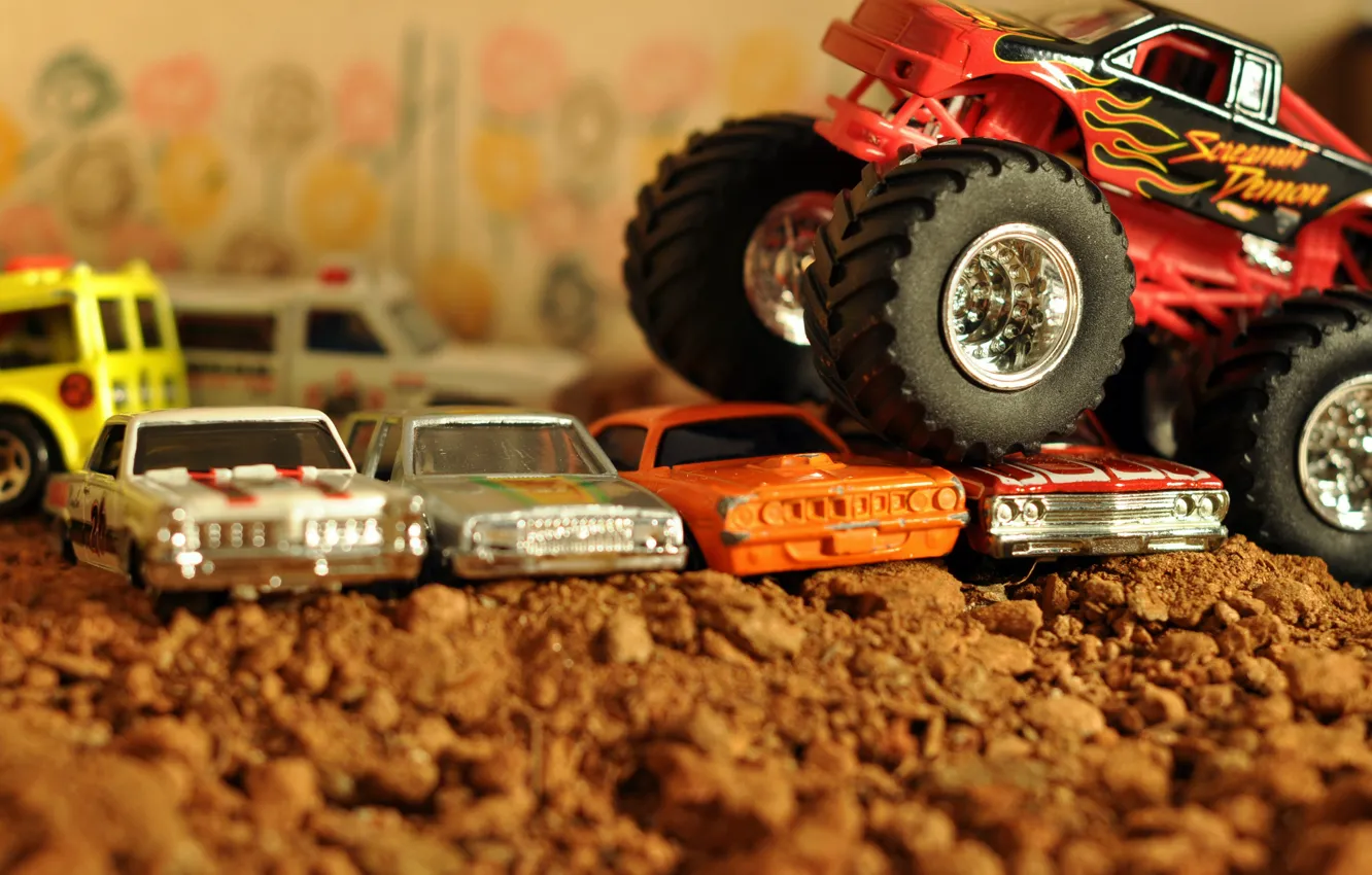 Фото обои машина, авто, игрушка, размытость, автомобиль, автомобилей, пикап, 4x4