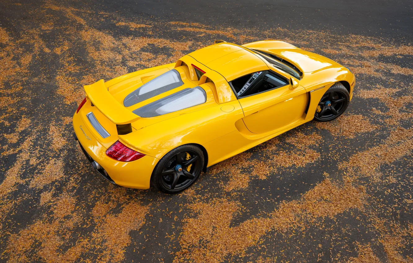 Фото обои Porsche, yellow, Porsche Carrera GT