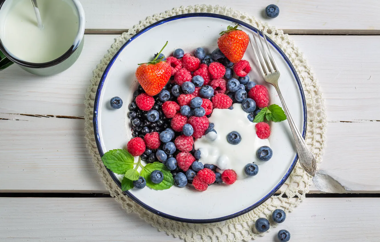 Фото обои ягоды, малина, черника, клубника, fresh, cream, berries, breakfast