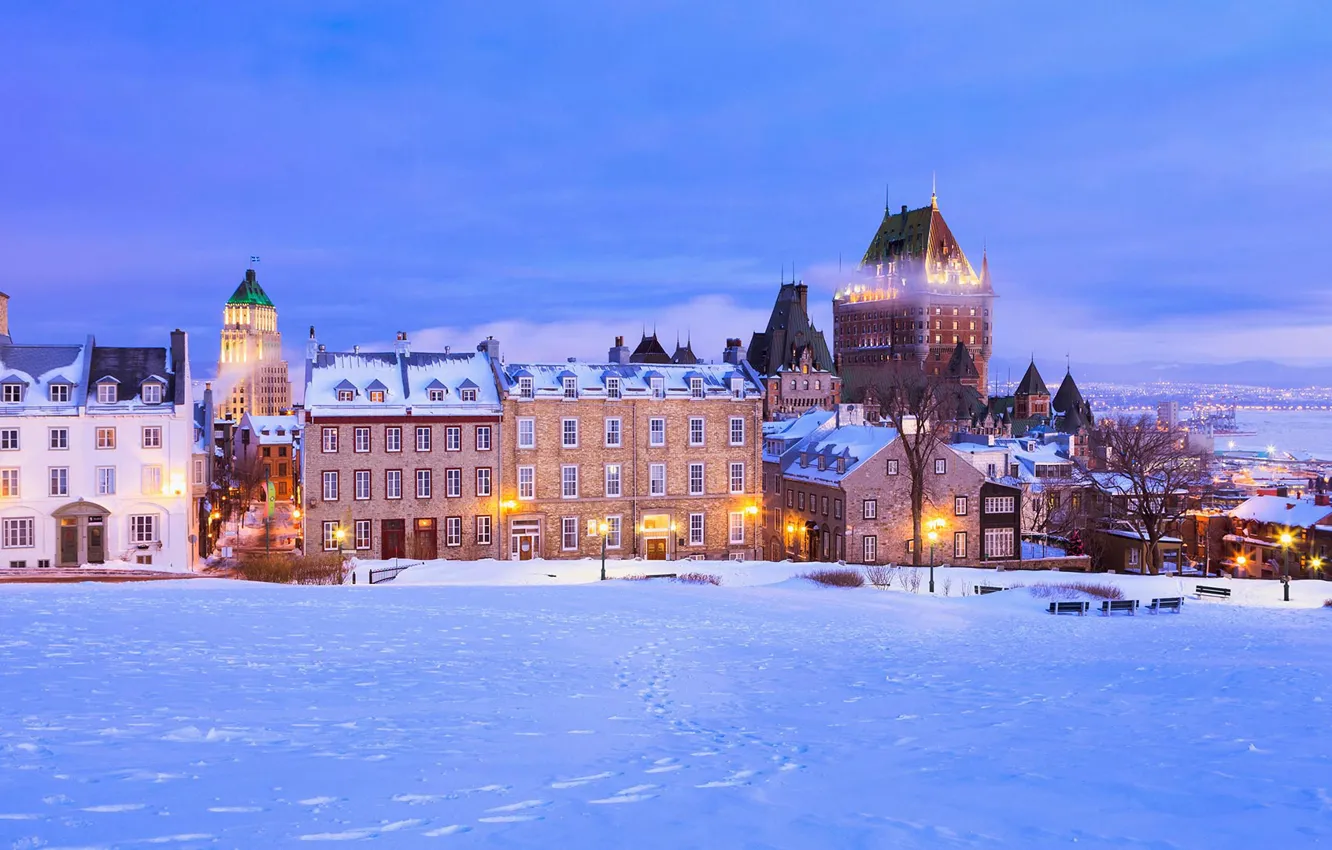 Фото обои зима, снег, дома, Канада, Квебек, Шато-Фронтенак, улица Сен-Дени
