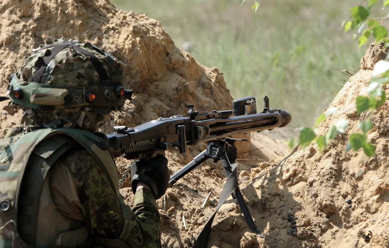 Фото обои оружие, солдат, стрельба, Estonian Army