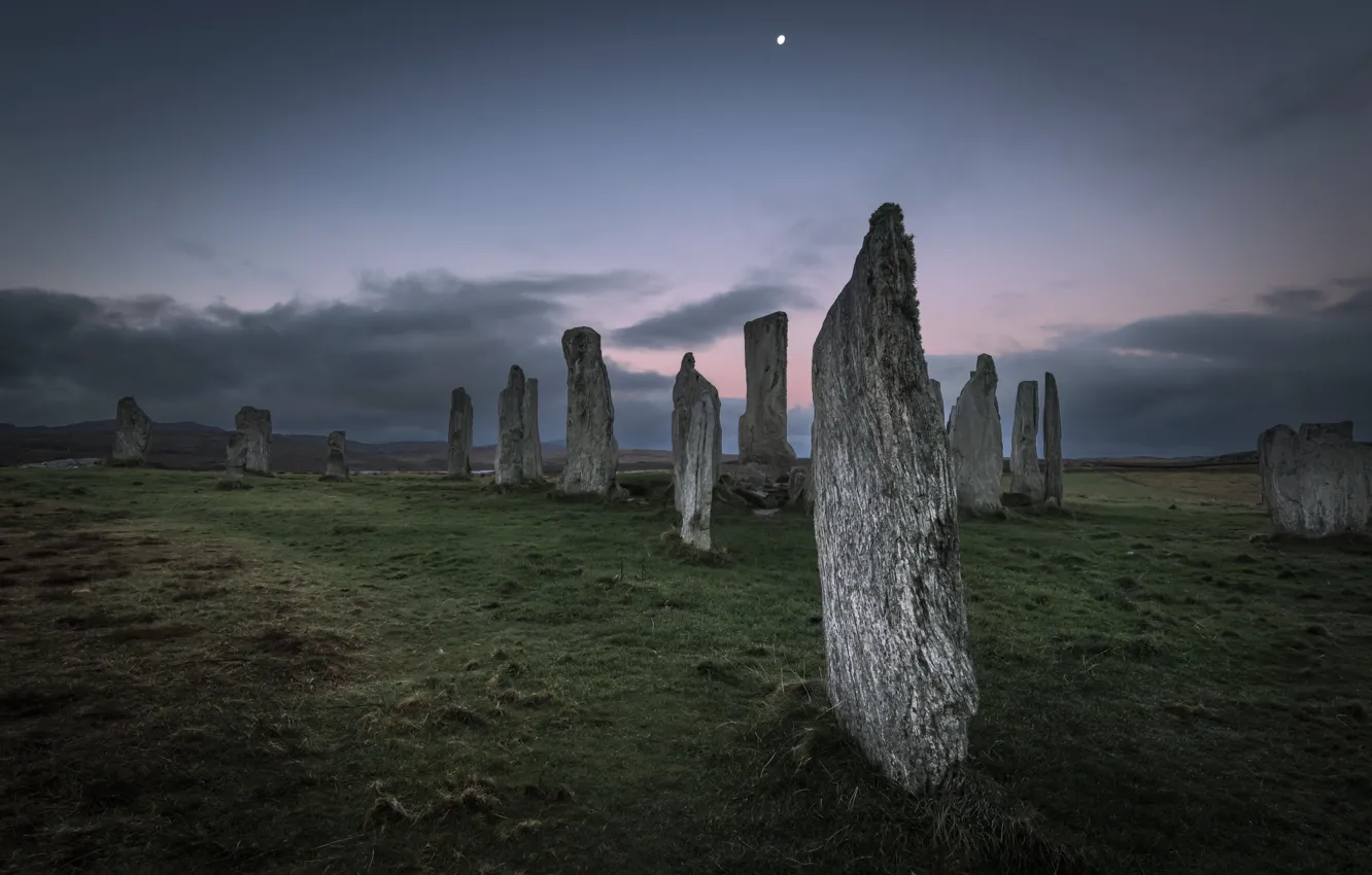 Фото обои поле, ночь, камни