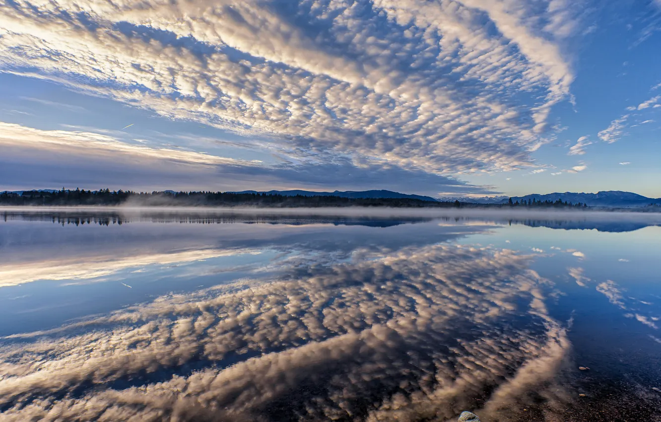 Фото обои небо, облака, озеро, отражение