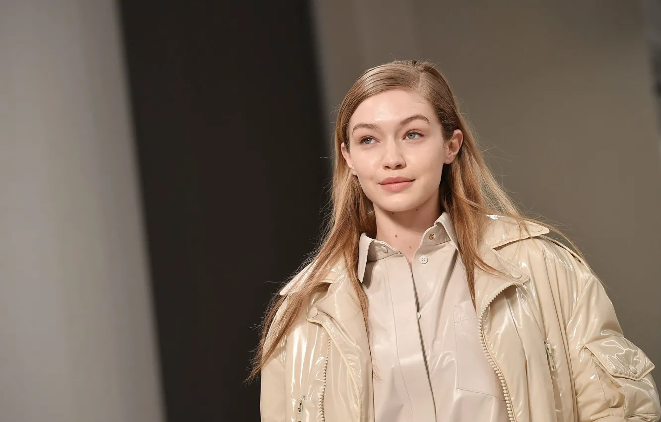 Фото обои улыбка, знаменитость, Gigi Hadid