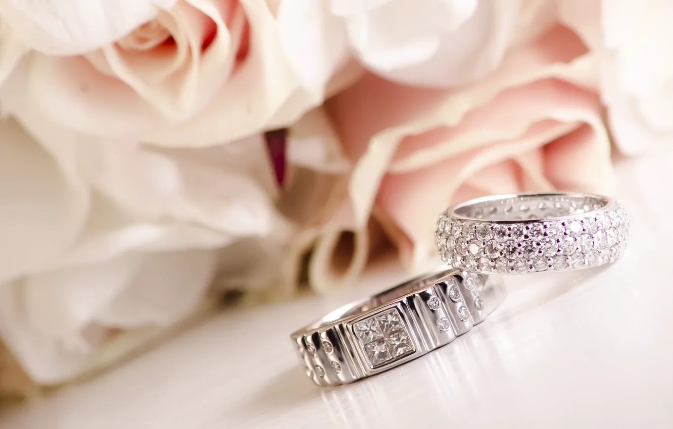 Фото обои праздник, розы, кольца, бриллианты, свадьба