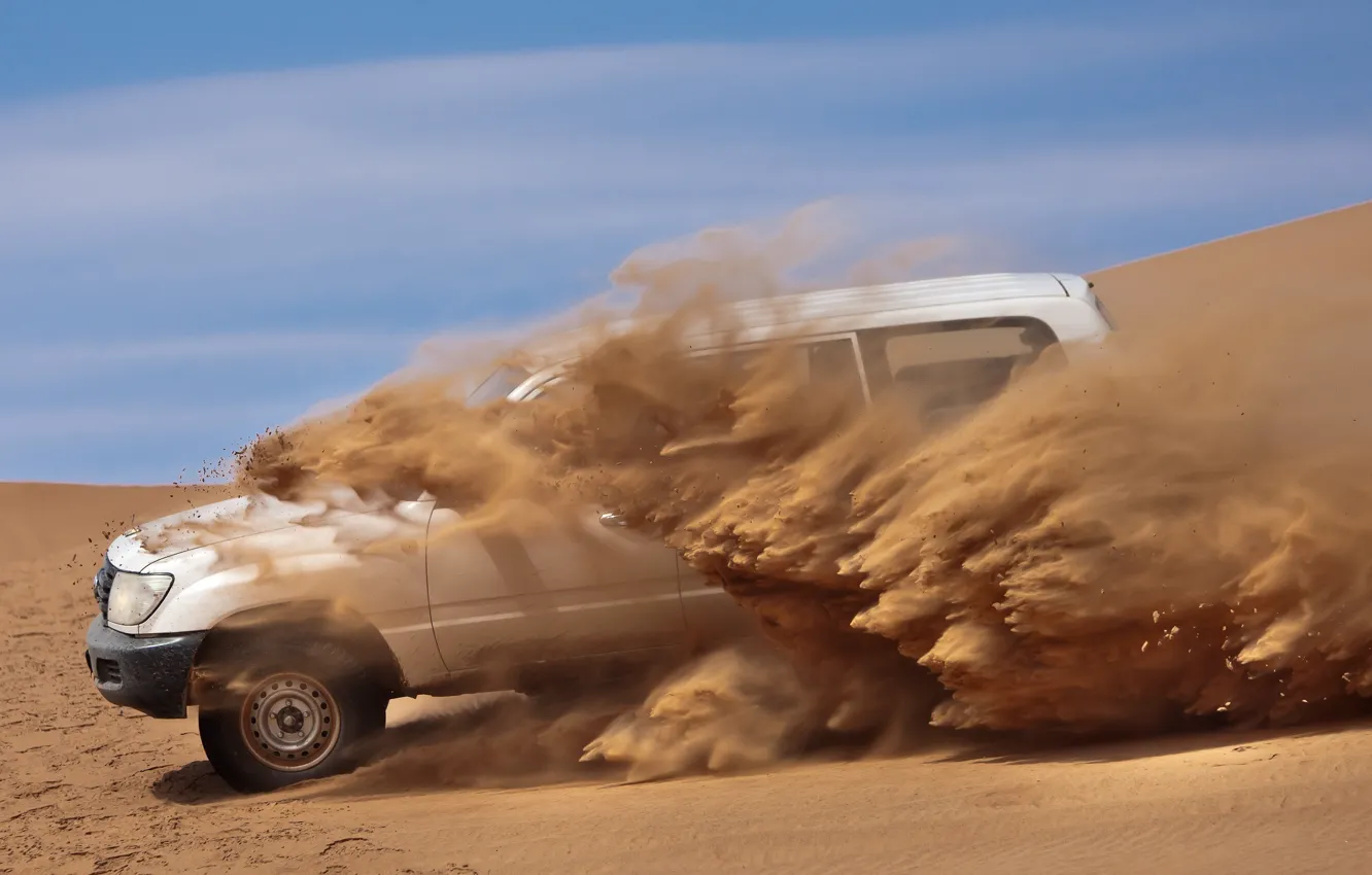 Фото обои песок, машина, пустыня