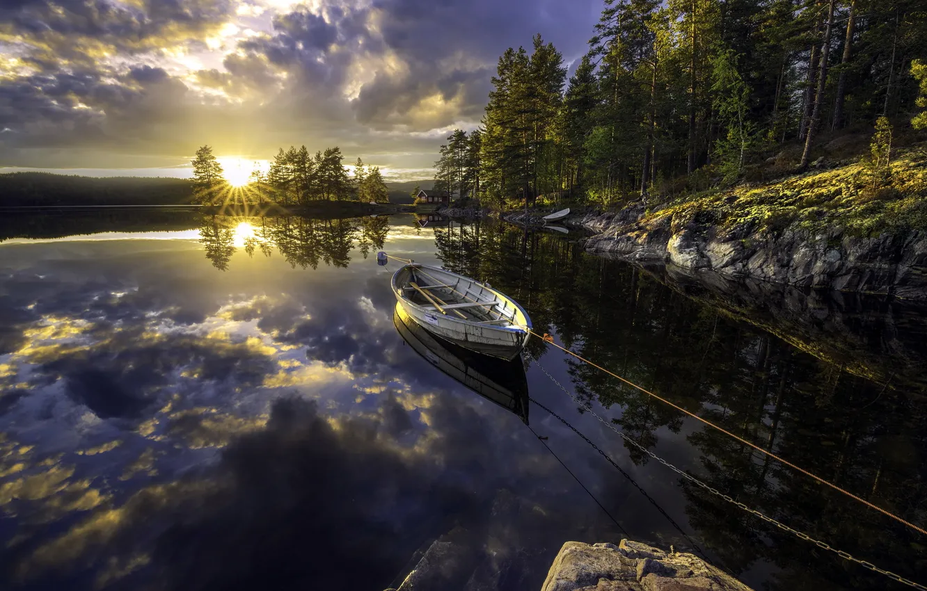 Фото обои озеро, лодка, утро