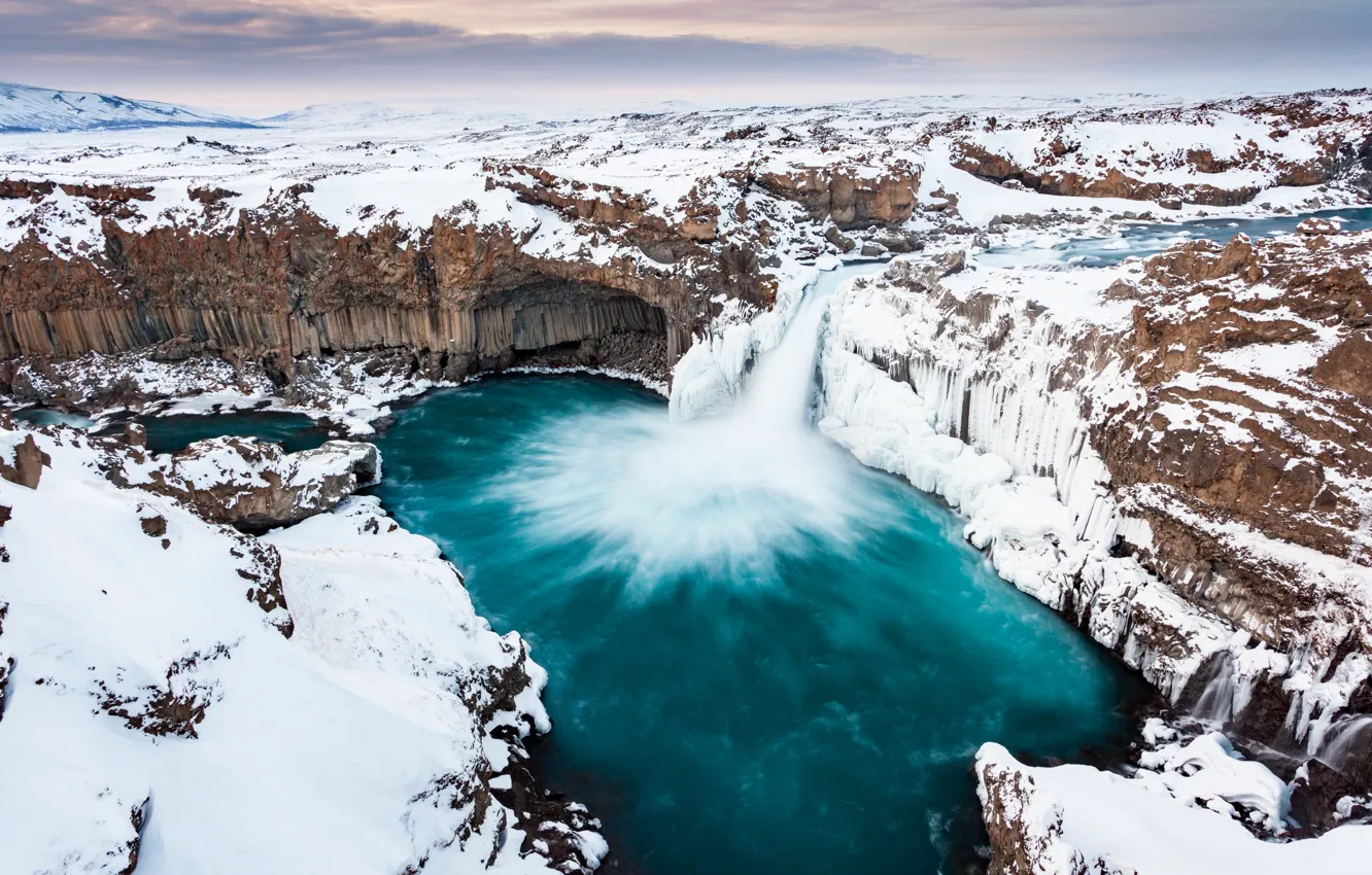 Фото обои зима, снег, скалы, водопад, Исландия
